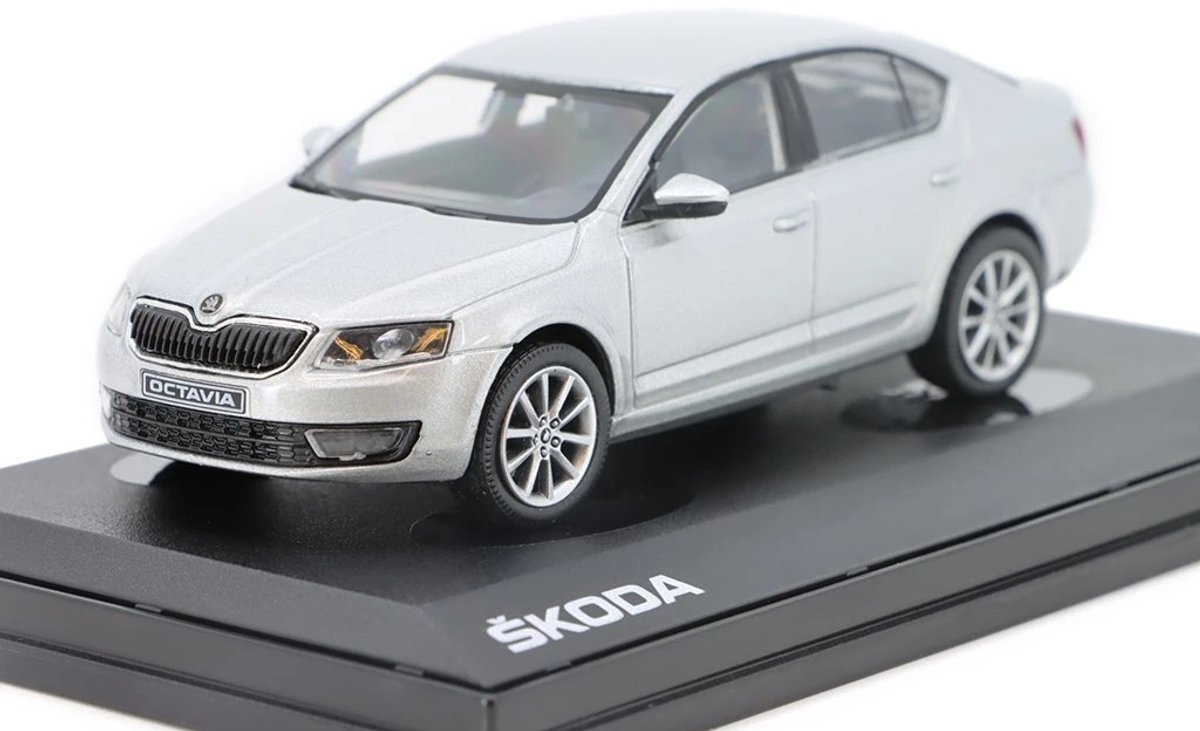 Abrex - Skoda Octavia III - 2012 - 1:43