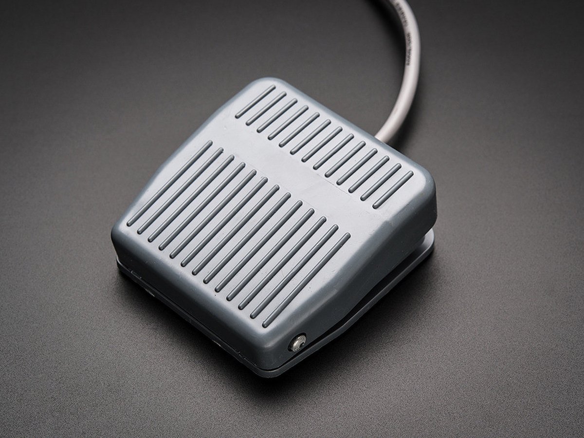 Voetschakelaar Adafruit 423