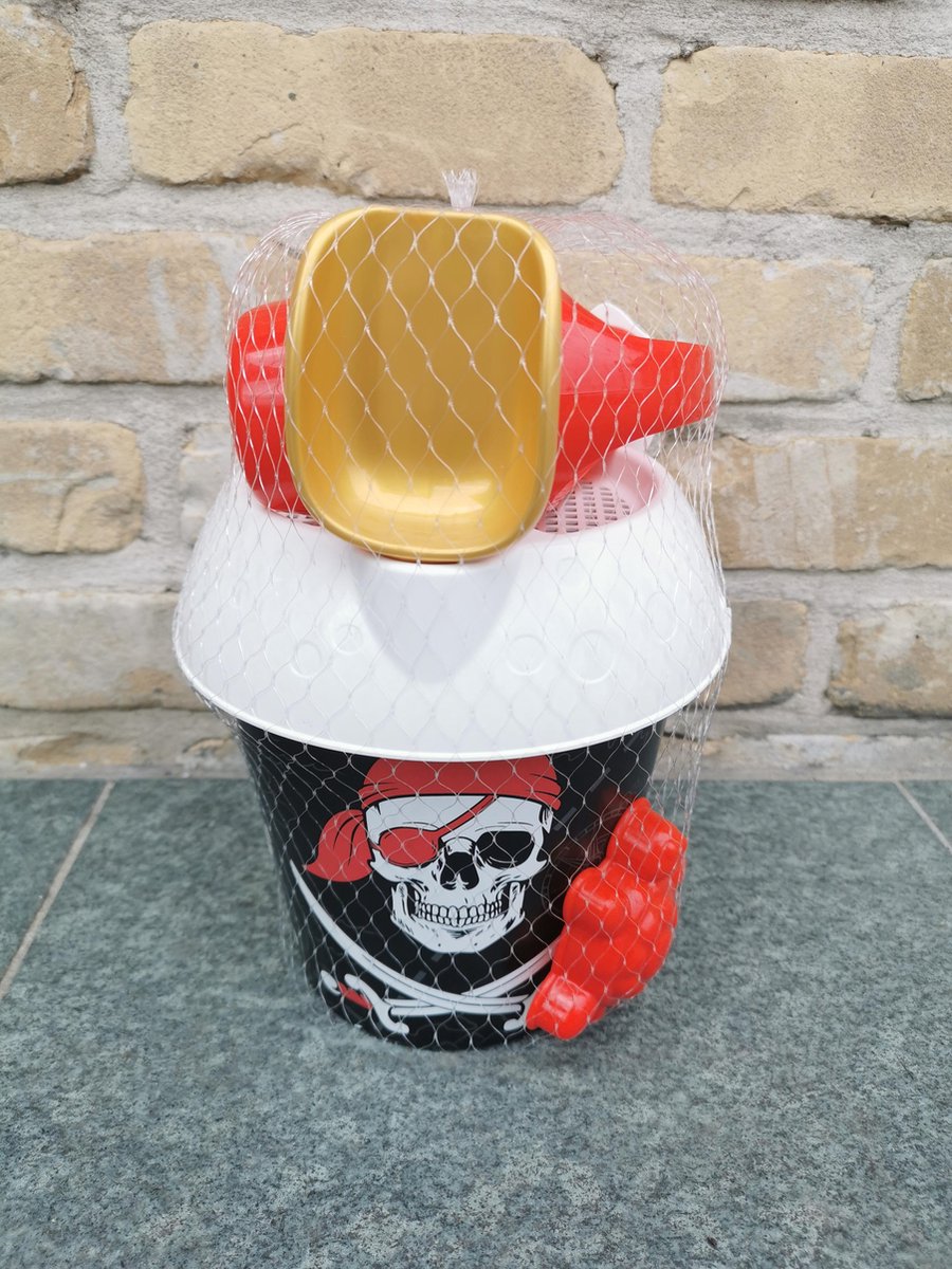 Adriatic Emmersetje piraat met gieter