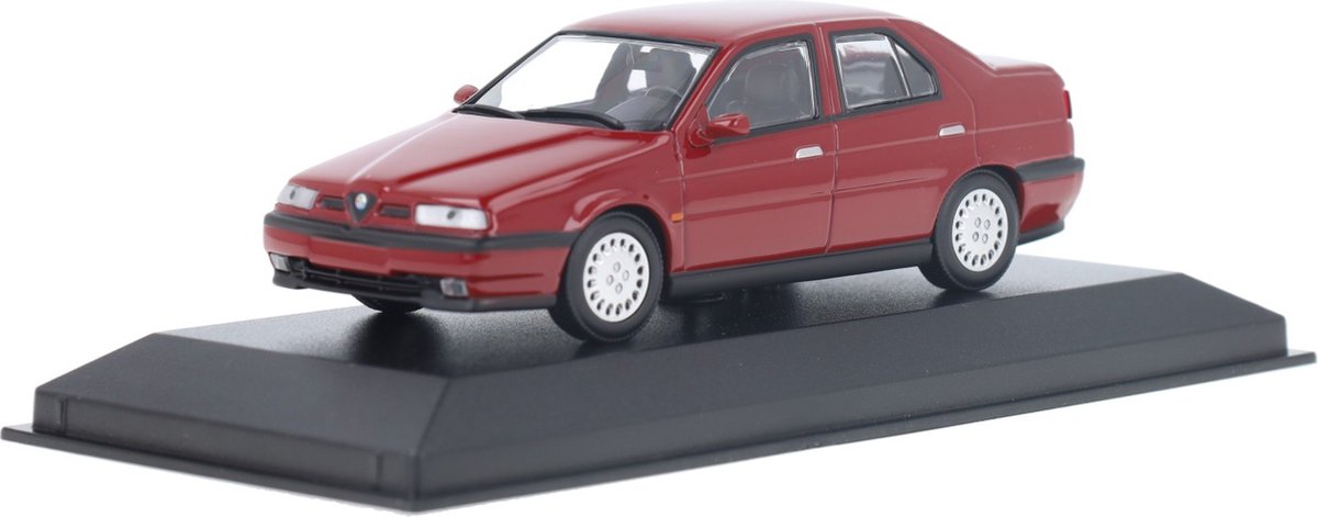 Alfa Romeo 155 1992 - 1:43 - MaXichamps