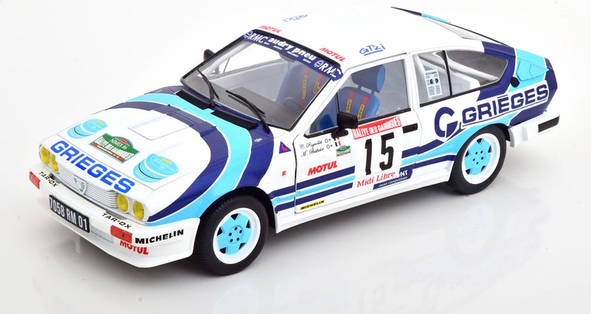 Alfa Romeo GTV 6 No.15, Rally des Garrigues 1986 Rignollet/Bathelot 1-18 Solido