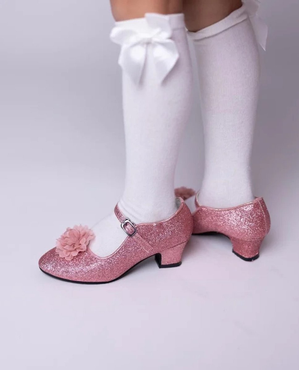 Prinsessenschoen-hakschoen-glitterschoen-pumps-dusty pink glitterschoen-roze glitterschoen-gespschoen-glamour schoen-verkleedschoen