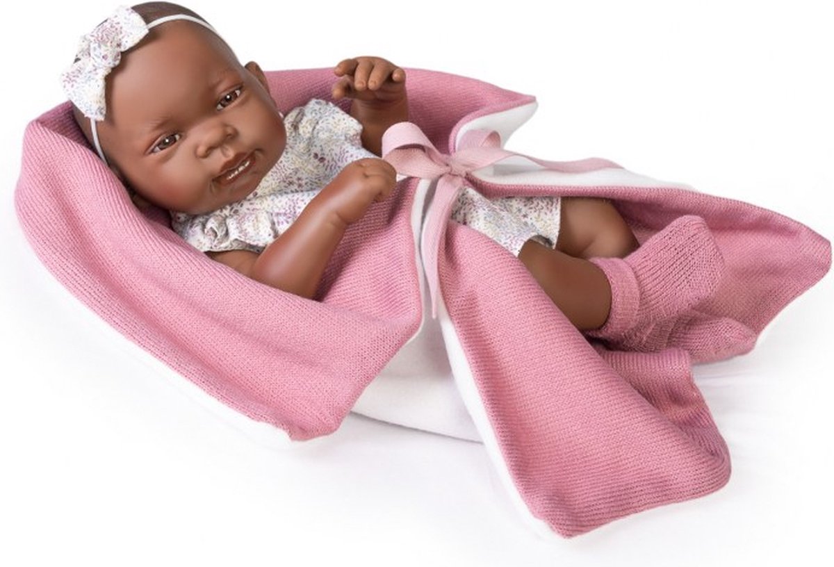 Donkere Babypop Adanna