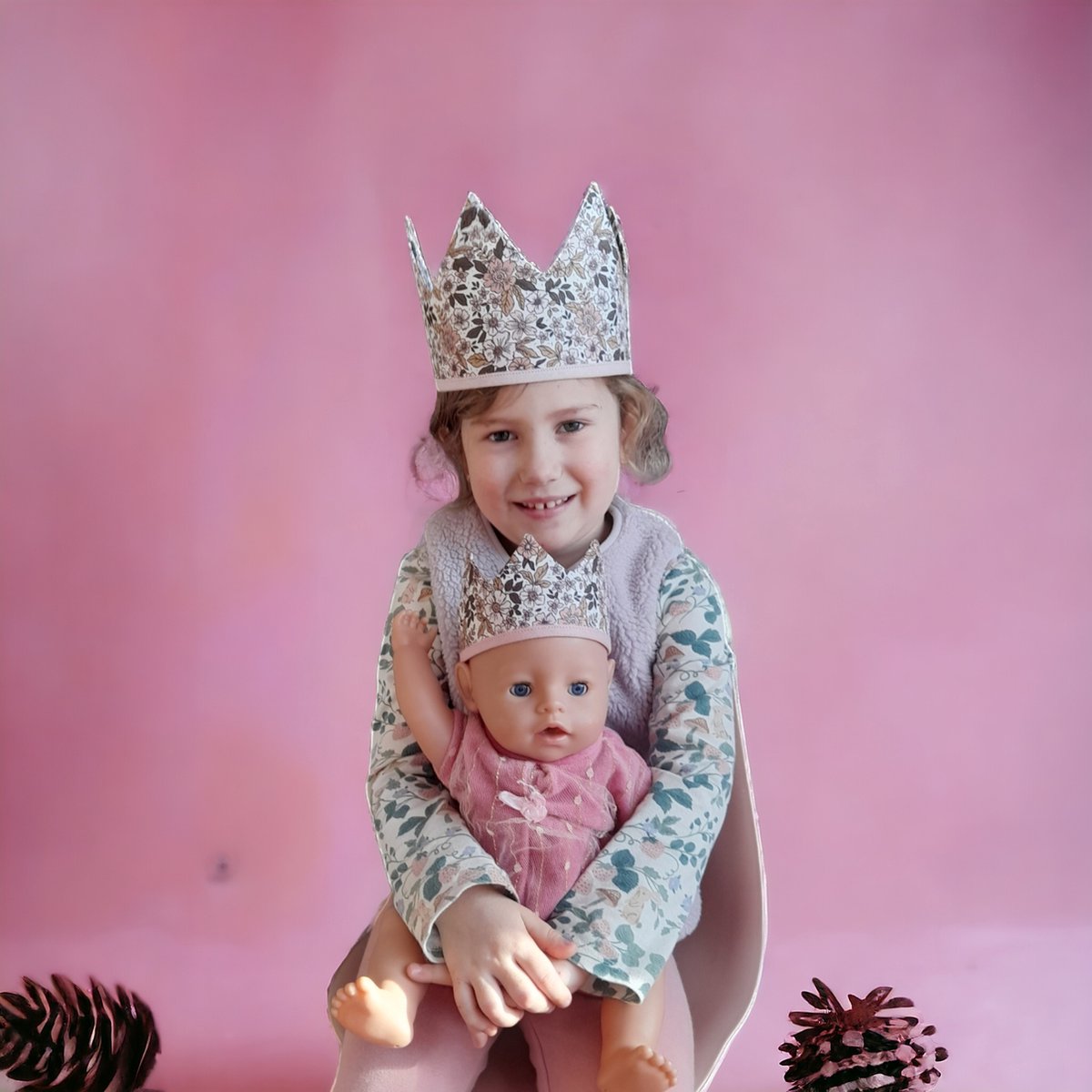 Duurzame verjaardagskroon dieren groen met cijfers wit