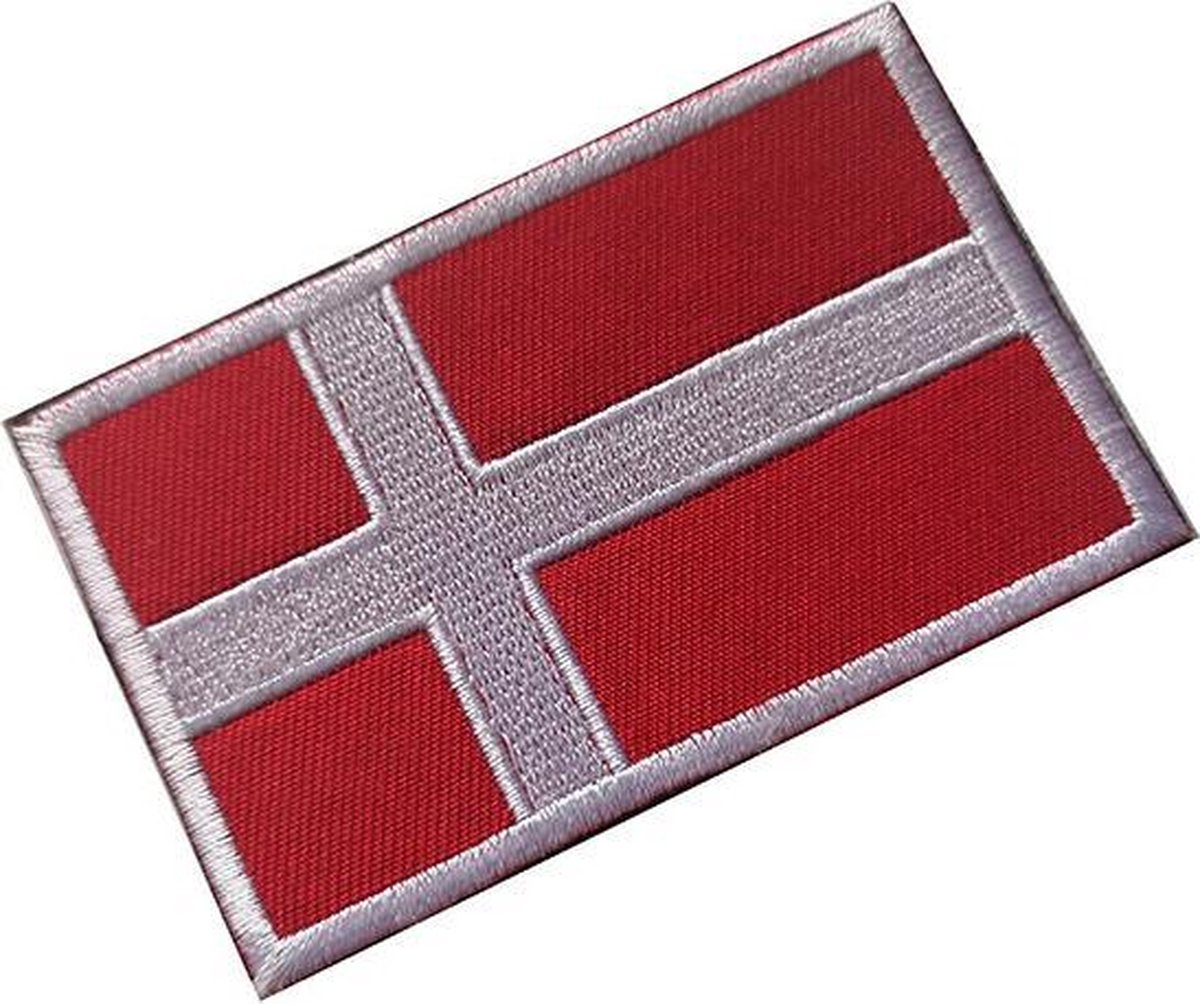   ®. Patch Scandinavië Denemarken  75mm x 50mm
