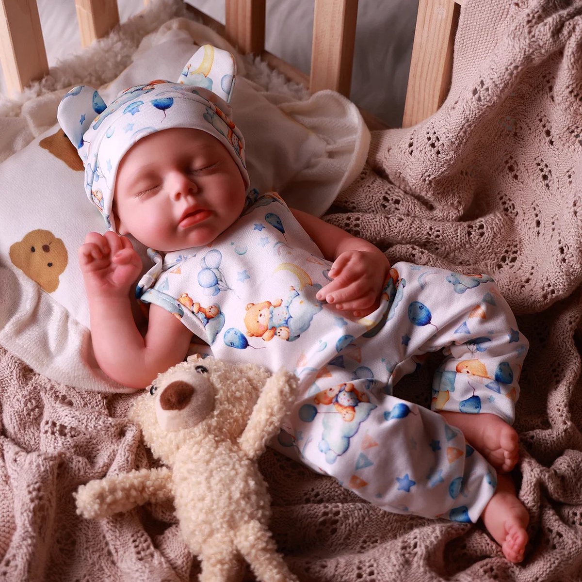 Reborn baby pop Aaron - 40 cm - Volledig van siliconen - Zacht, flexibel, en waterproof - 1650 gram - Levensecht - In geschenkdoos