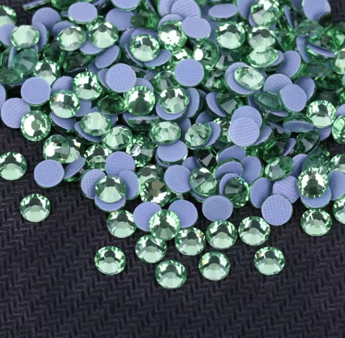 BamBella® - SS30 - Licht groen - Hotfix strass Steentjes - 288 stuks - strass stenen glitters nail art kleding versieren