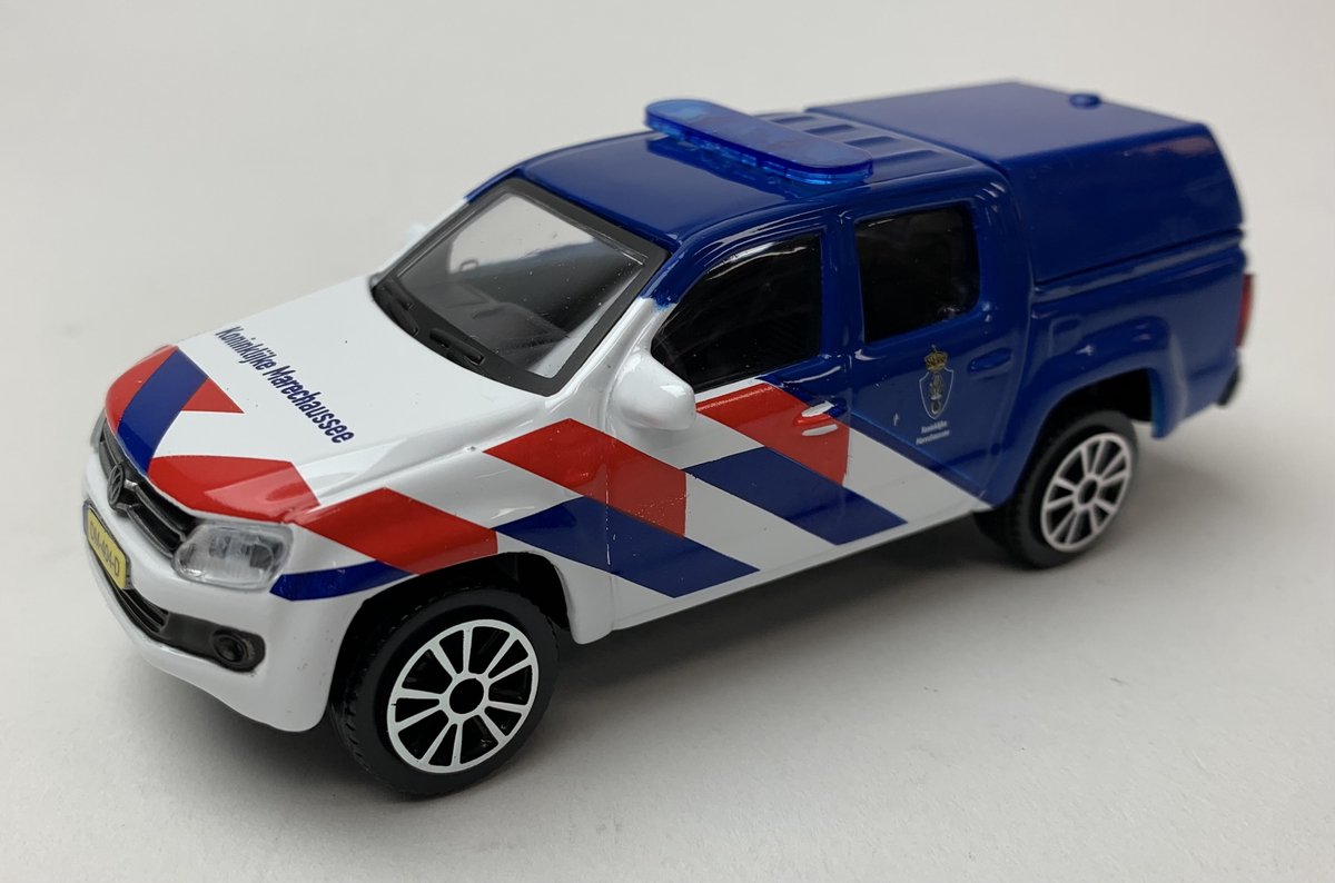 Volkswagen Amarok Koninklijke Marechaussee Nederland blauw, Bburago schaal 1/43