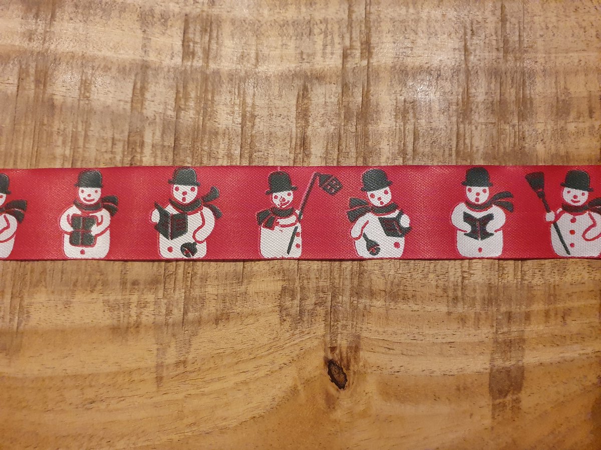 Kerstlint rood met sneeuwpoppen, 5 meter lang en 25mm breed