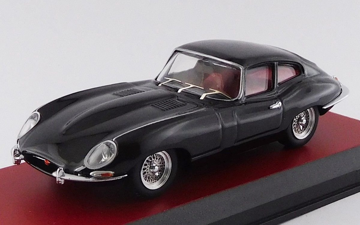 1:43 Jaguar E-Type Coupé 1962 zwart Best Models.