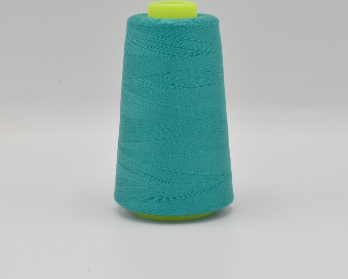 Overlock Garen per 4 stuks - 3000 Yards (2742 meter) per stuk - In 36 kleuren leverbaar - Emerald