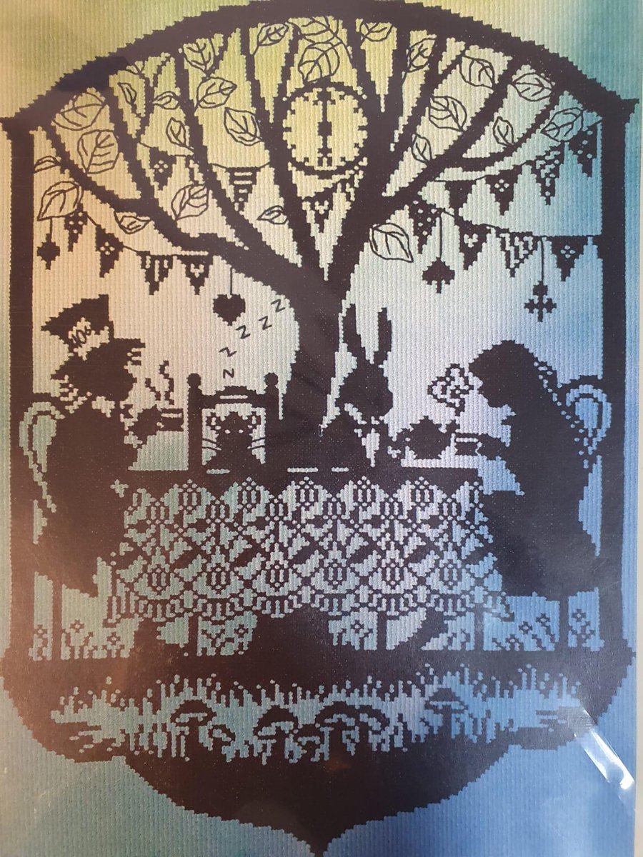 Fairy tales: Mad Hatters Tea Party Aida telpakket Bothy Threads
