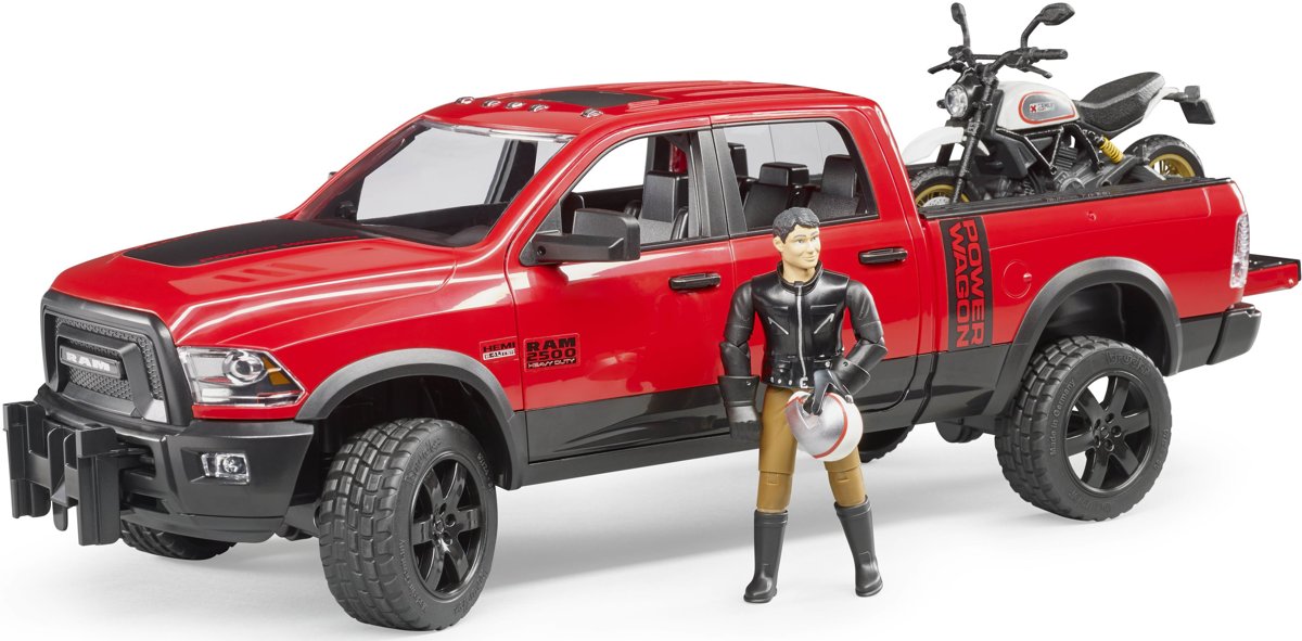 RAM 2500 Power Wagon met accessoires  