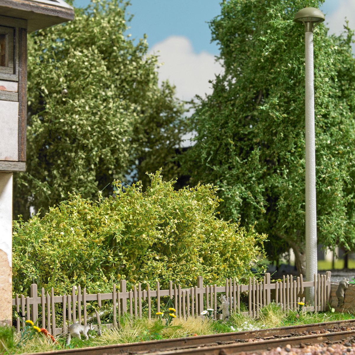 Busch - 1/87 ALTER LATTENZAUN H0 (2/24) * - modelbouwsets, hobbybouwspeelgoed voor kinderen, modelverf en accessoires