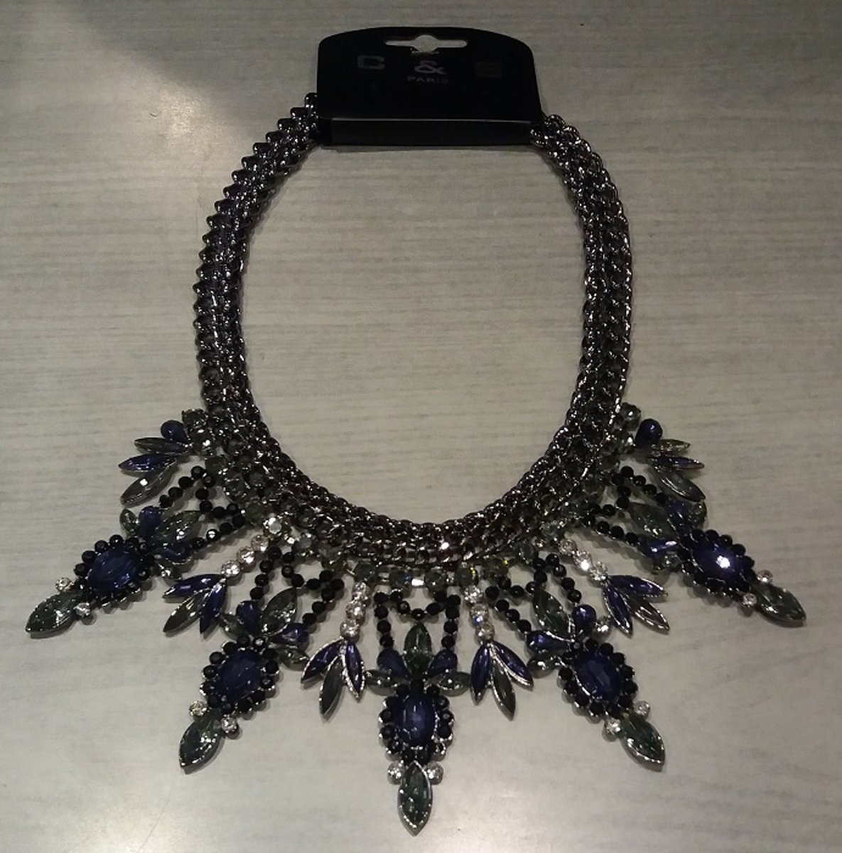 halsketting - met stras - paars/zwart - 40 45 cm