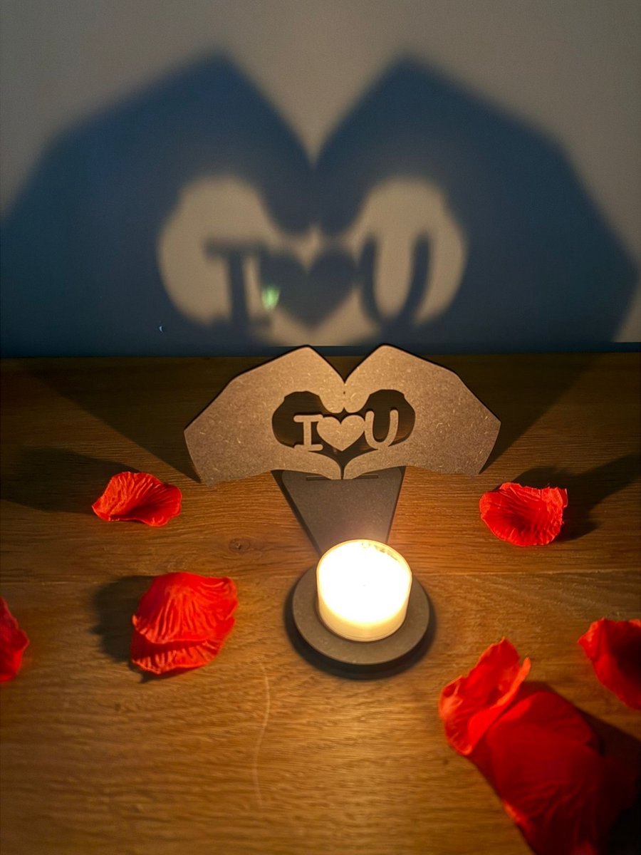 Schaduwfiguur - I love you - Ik hou van jou cadeautje - Valentijn decoratie - Valentijn cadeautje voor hem - Valentijn cadeautje voor haar - Valentijnsdag cadeau - Valentijn versiering