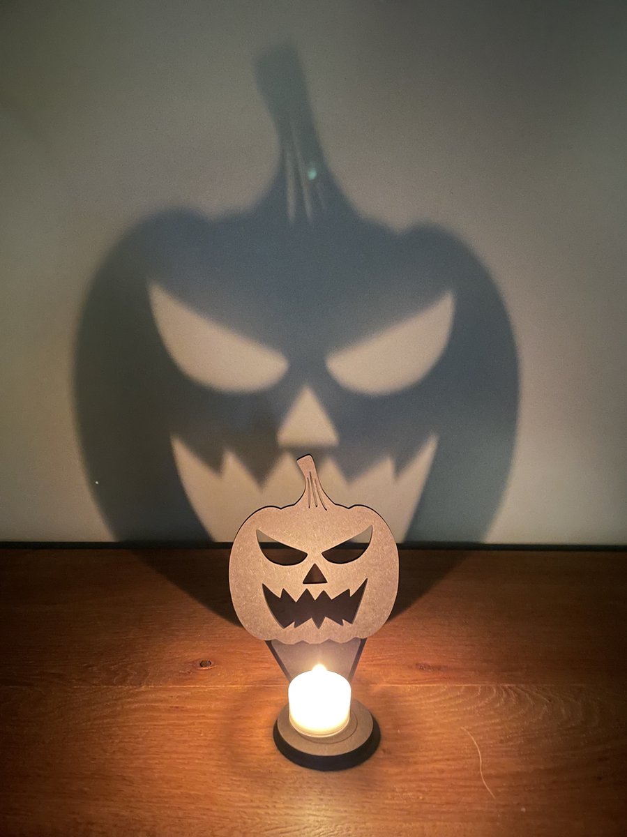 Schaduwfiguur Halloween Pompoen- Halloween Theelichthouder - Halloween decoratie - Halloween pompoen - Pompoen decoratie - Halloween lantaarn - Halloween - Halloween versiering - Halloween accesoires
