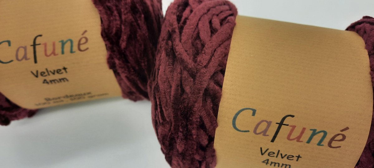 Cafune Velvet - Bordeaux - 4 mm - Breien - Haken - Weven