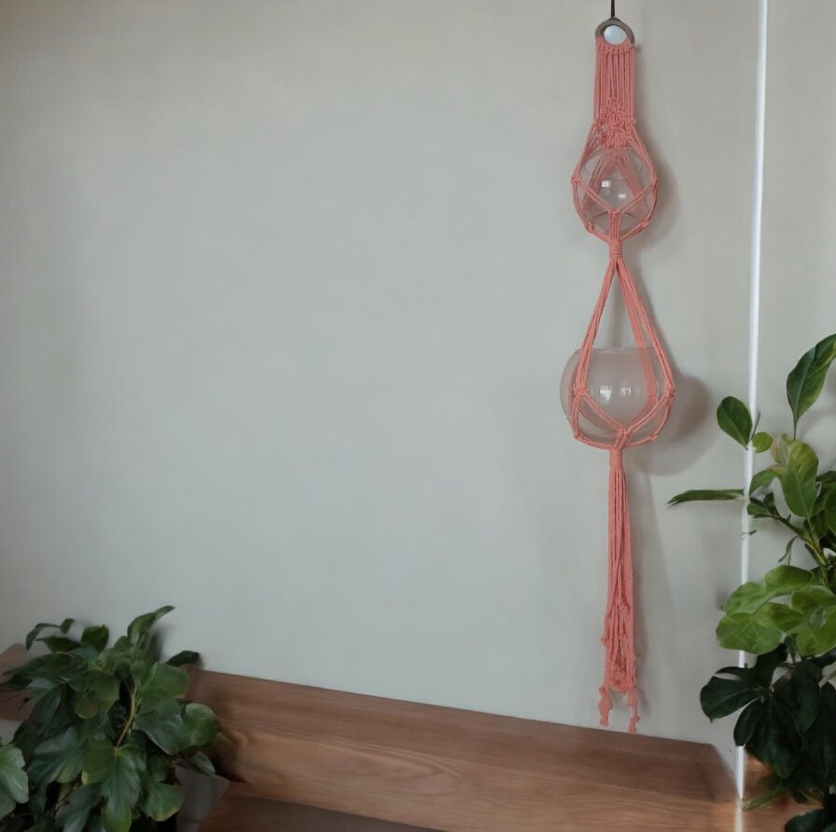 Cafuné - Macrame Plantenhanger DIY Pakket, 2 potten, Neon roze/zalm, 125cm, Macrame voor Beginners - DIY -Macrame Touw - Met Instructievideo - Complete set- Cadeau Idee - Plantenhanger maken
