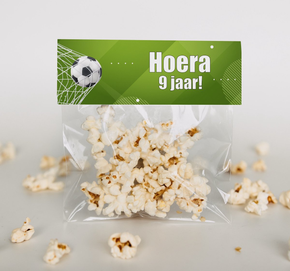 Traktatiezakjes voetbal - traktatie 9 jaar - 10 stuks