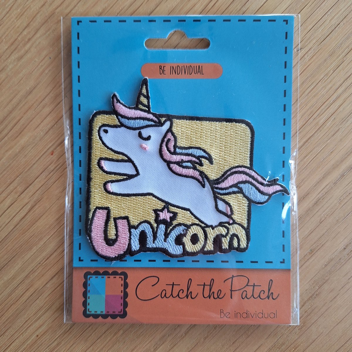 Unicorn met letters embleem - Patch - Strijkembleem