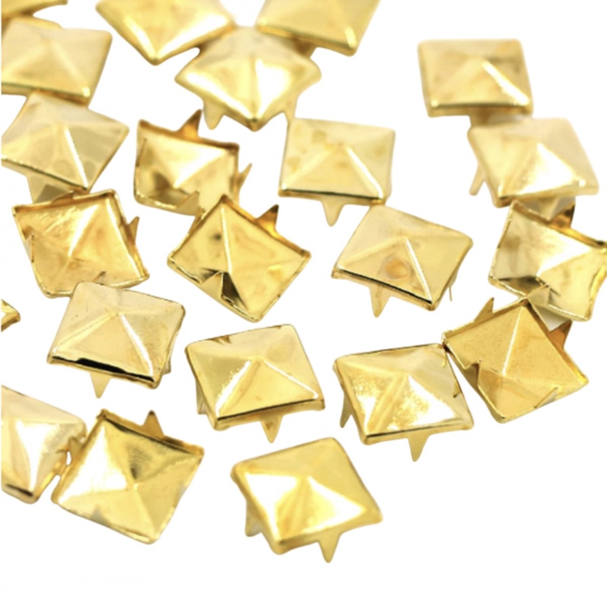 80 goudkleurige studs- 1 cm - vierkant - kleding versieren- Charme Bijoux