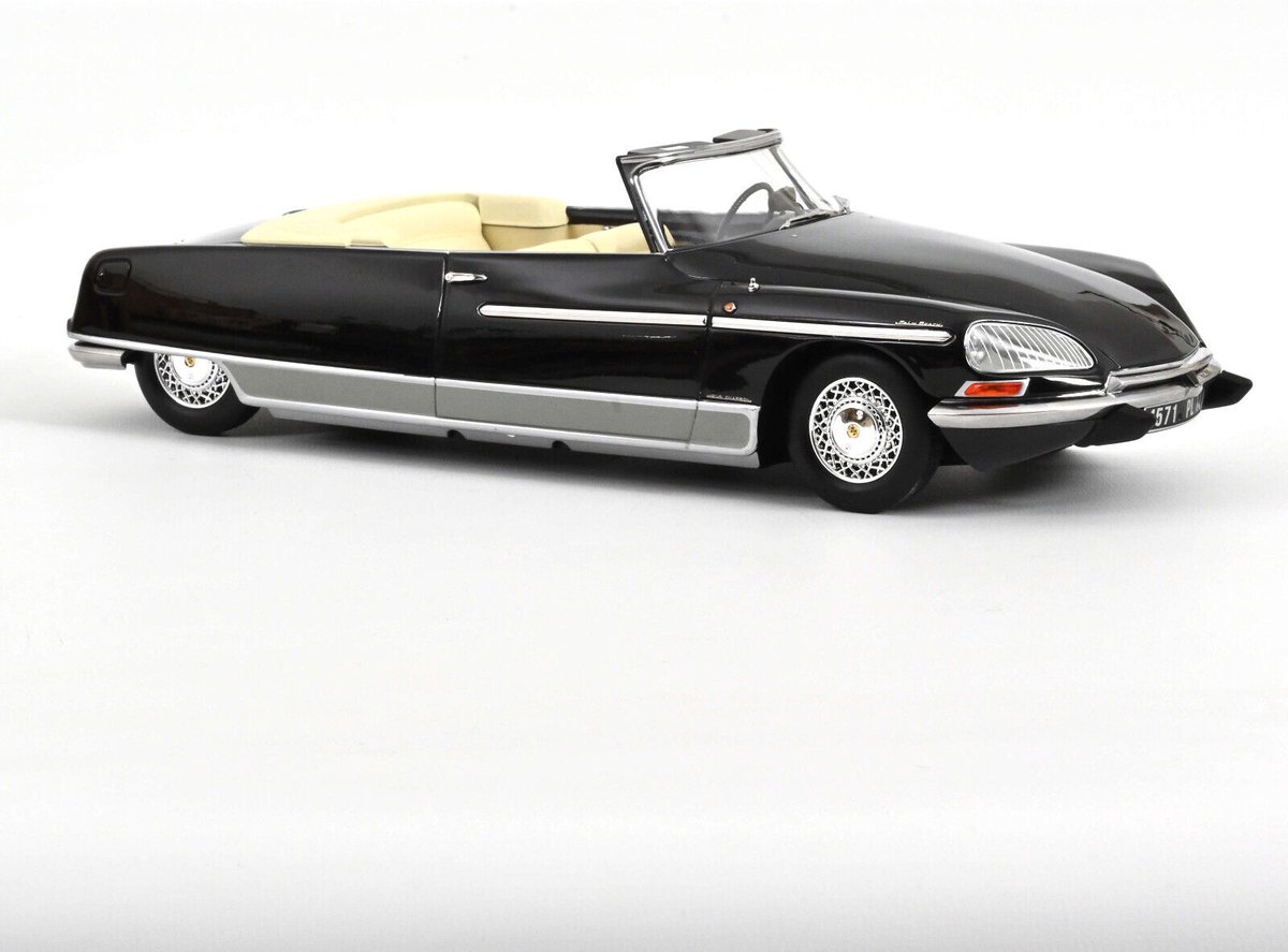 Citroën DS 21 Palm Beach 1968 - 1:18 - Norev