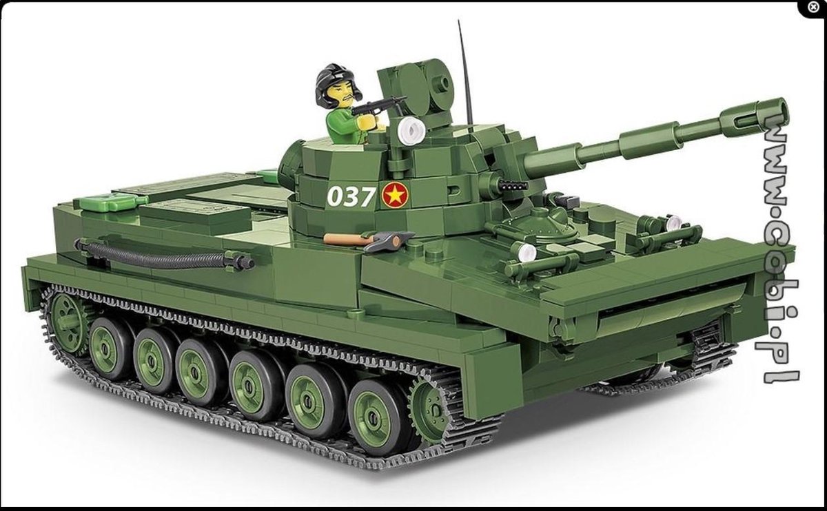 PT-76 tank van Cobi small army