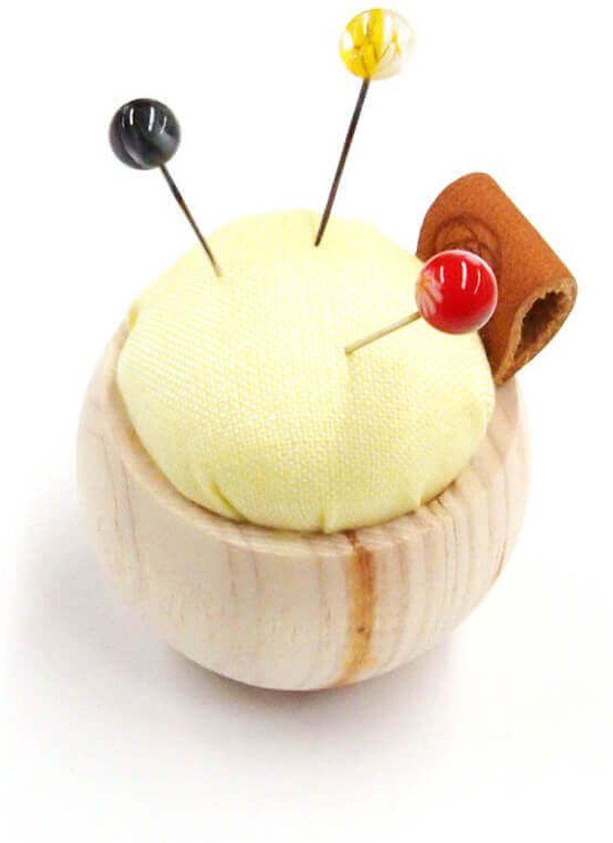   Banshu speldenkussen van cypress (geel)