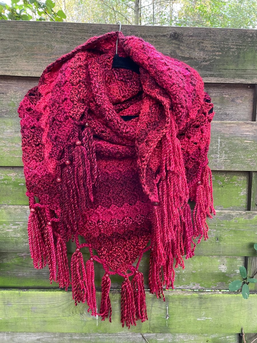 COMPLEET HAAKPAKKET - OMSLAGDOEK/SJAAL-GEHAAKT.