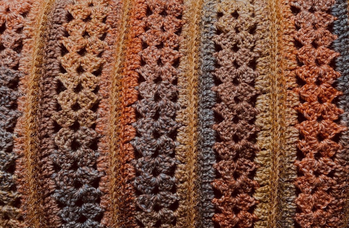 HAAKPAKKET PLAID MC 89.