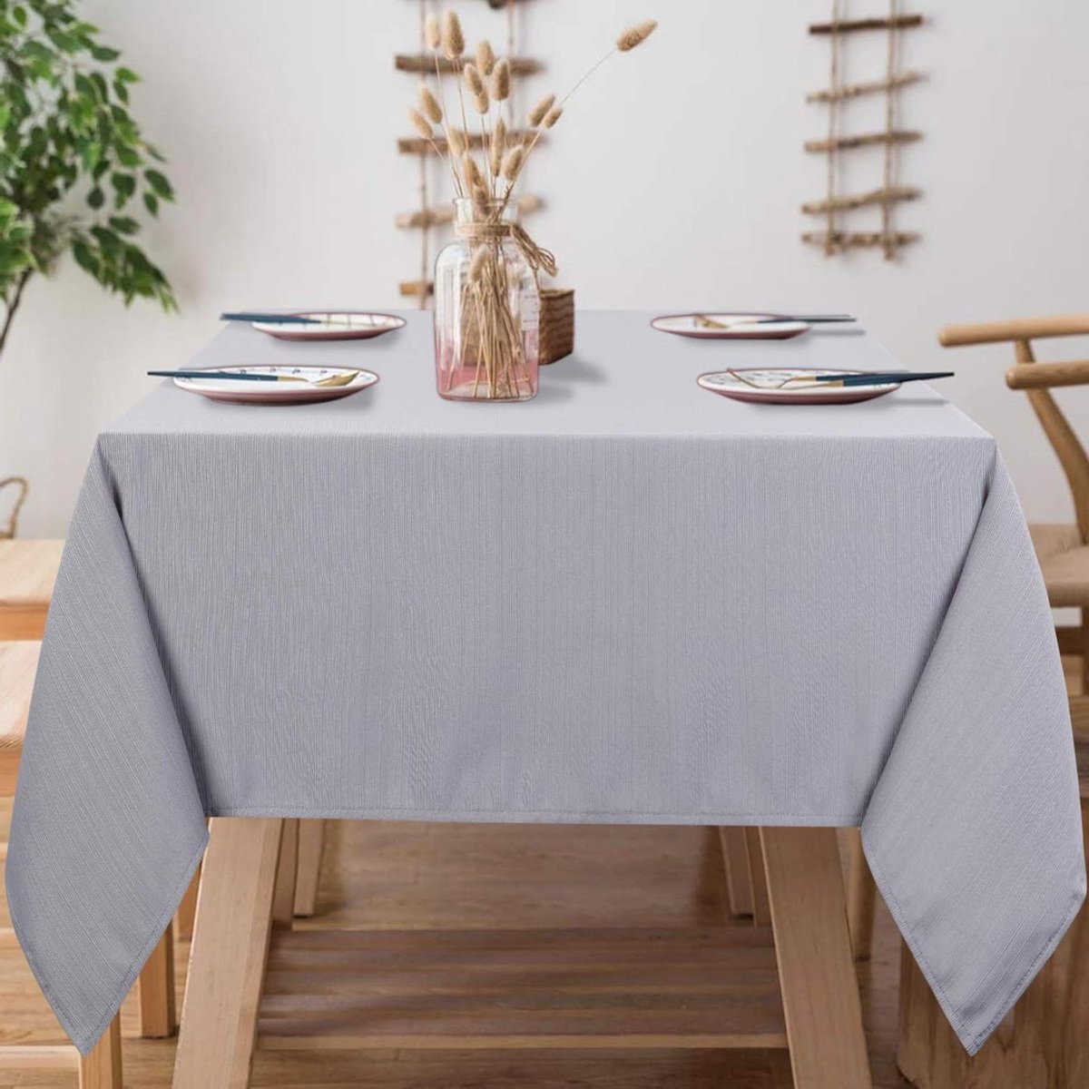 Cosensi - Groot Tafelkleed Grijs 55 x 108 Inch voor Binnen en Buiten Gebruik. Makkelijk Schoon te Vegen en Wasbaar. Bestand tegen Kreuken en Water.