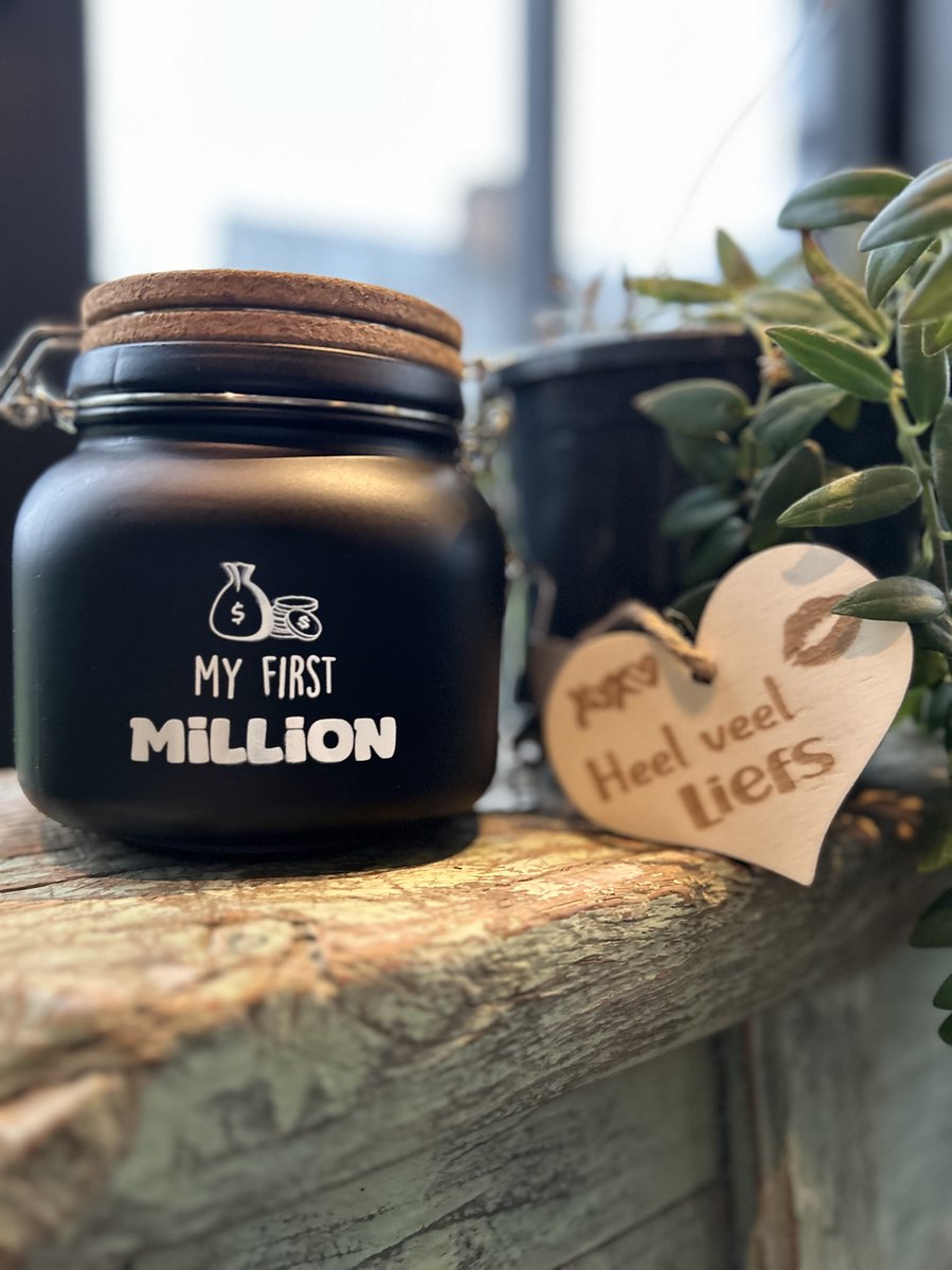 Creaties van Hier - Luxe Spaarpot met houten hartje - My first Million - Glas