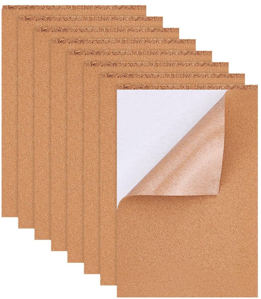 Crrynuo - 8-pack A4 zelfklevende kurkplaten - 21 x 30 cm rechthoekige geïsoleerde kurkborden - Geschikt voor vloeren-muren-doe-het-zelf-perforatie-knutselprojecten - 2 mm dik