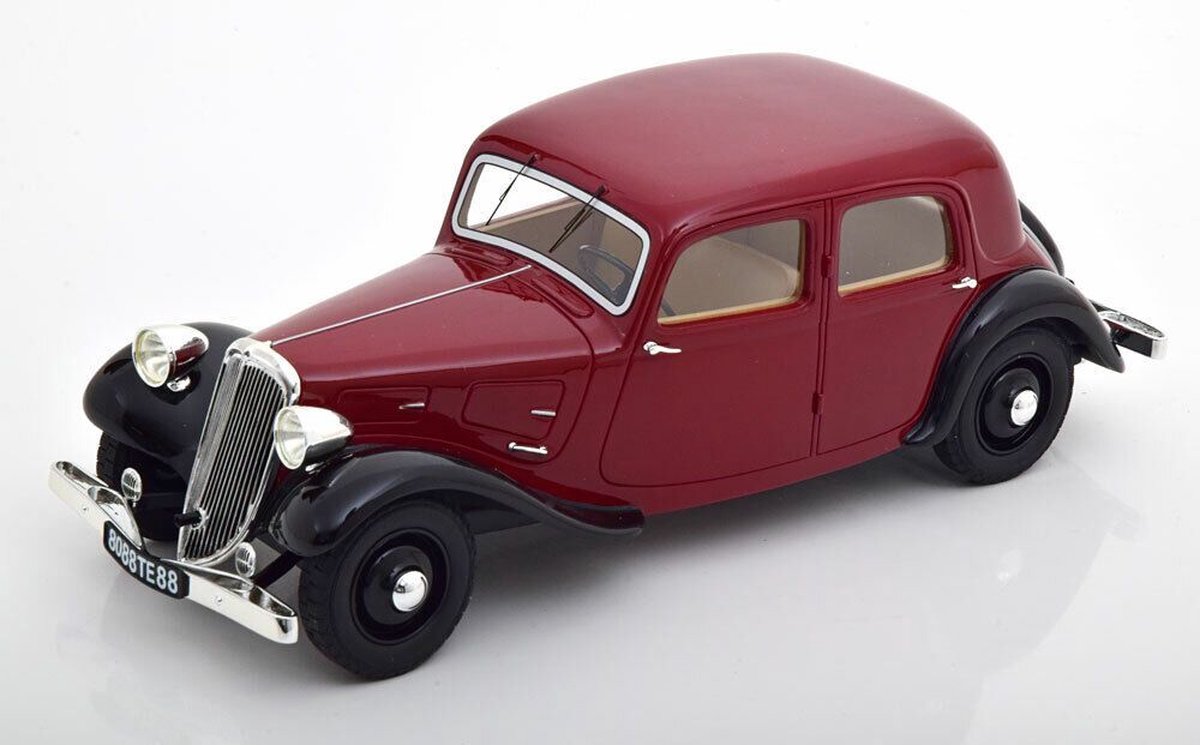 1:18 Diecast Modelauto Citroën Traction Avant 7CV 1934 Bordeaux Cult Models