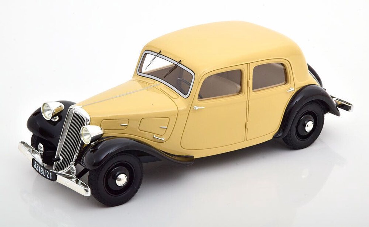 1:18 Diecast Modelauto Citroën Traction Avant 7CV 1934 beige Cult Models