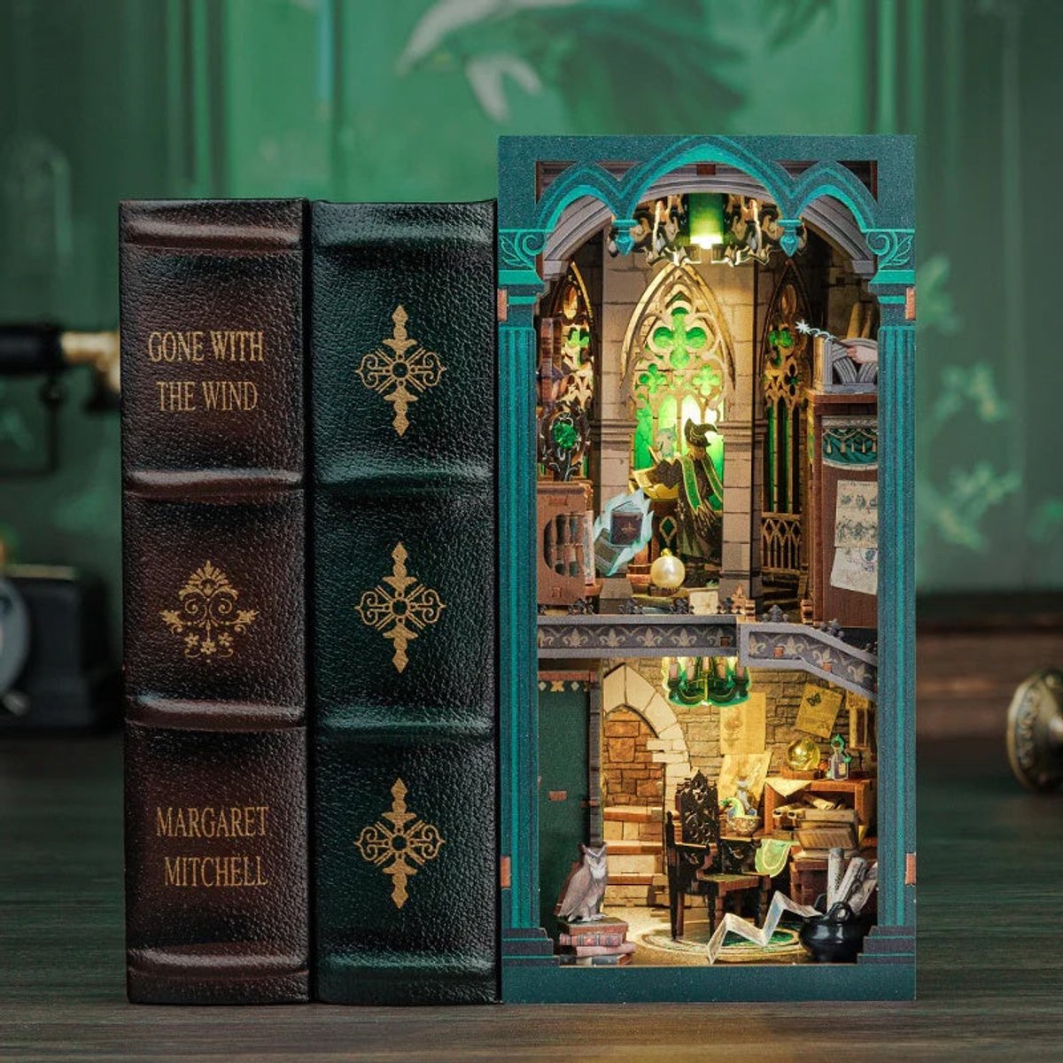 CuteBee Book Nook Darkness Common Room- Modelbouw - Houten 3D Puzzel - DIY Bouwpakket Volwassenen - Boekensteun - Boekenhouder