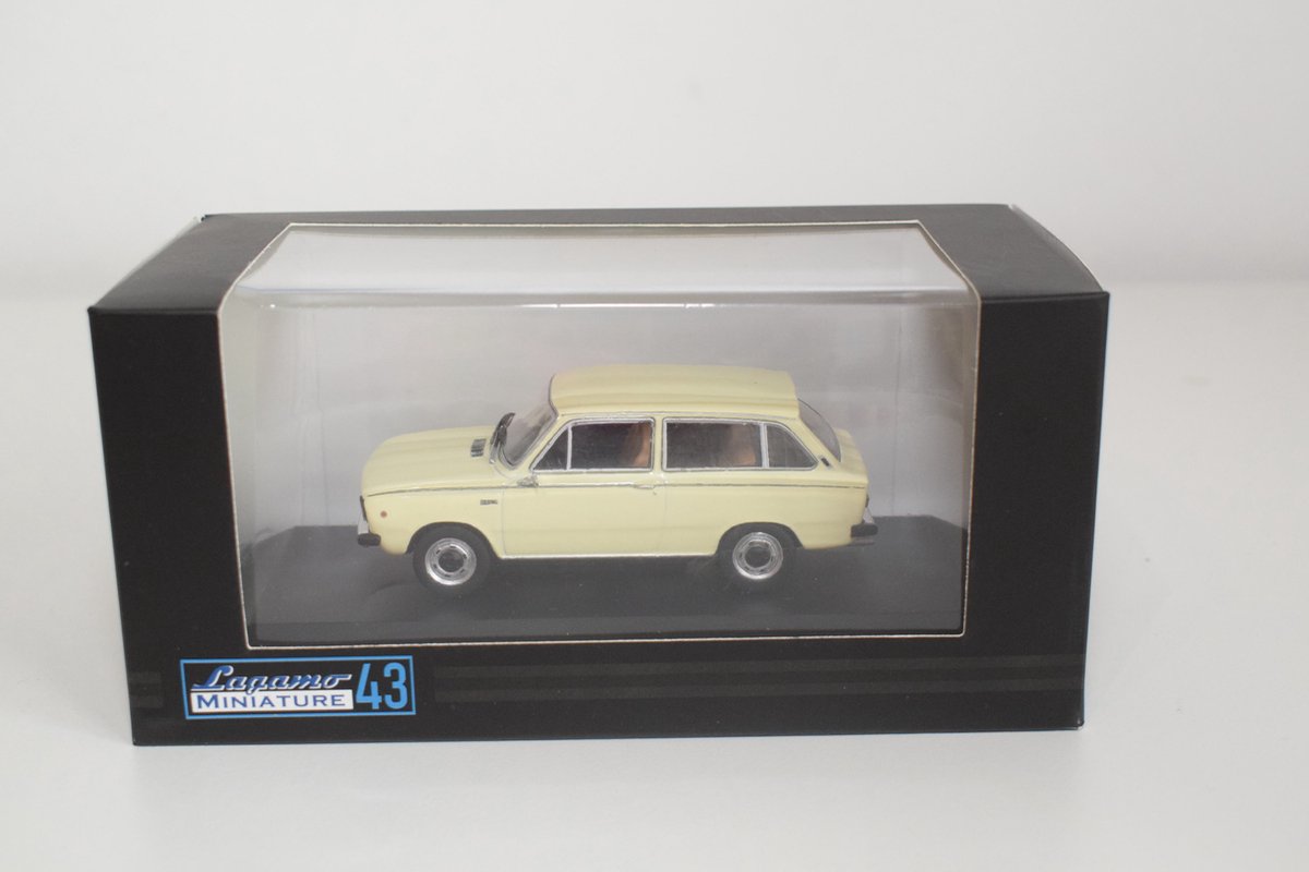 DAF 66 Combi 1972 Ivoor wit creme - Lagamo miniatuur auto 1:43