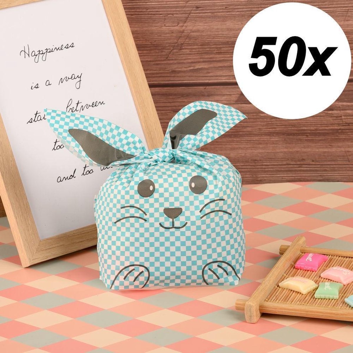 50 STUKS Vrolijke Traktatie Uitdeelzakjes - Plastic Traktatie zakjes - Uitdeel zakjes - Gift bags - Cadeauzakjes - Kinder Traktatie - Traktatiezakjes - Uitdeelzakjes - Trakteren - Kinderverjaardag Jongens - Afm 13.5 x 22 Cm - Blauw - Decopatent®