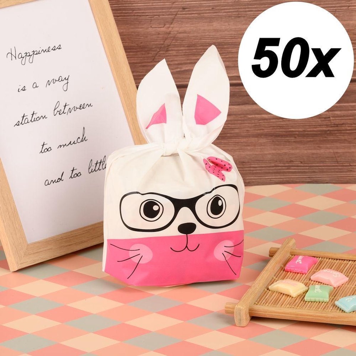 50 STUKS Vrolijke Traktatie Uitdeelzakjes - Plastic Traktatie zakjes - Uitdeel zakjes - Gift bags - Cadeauzakjes - Kinder Traktatie - Traktatiezakjes - Uitdeelzakjes -Trakteren - Kinderverjaardag Meisjes - Afm 13.5 x 22 Cm - Kleur Rose - Decopatent®