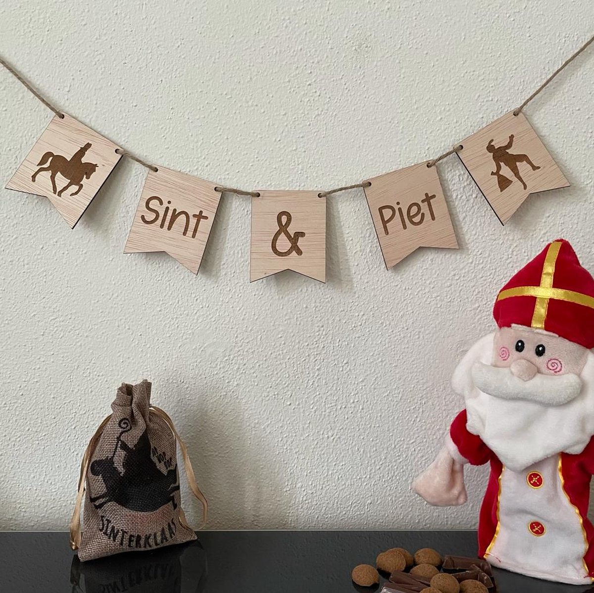 Mini slinger Sint & Piet - Sinterklaas - Houten Slinger - Decoratie - Hout - Feestdecoratie - 5 December