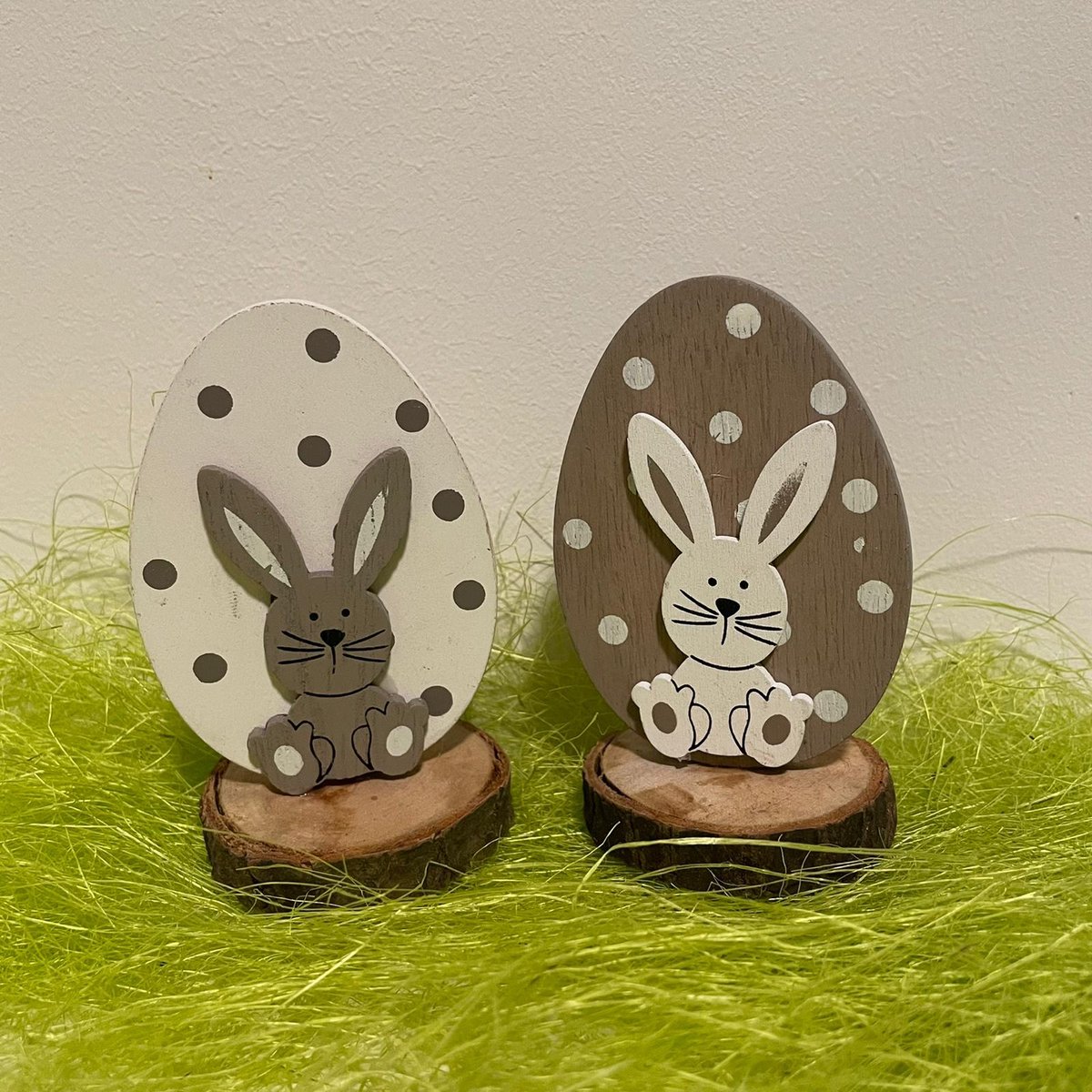 Paashaas op Boomschijf - Pasen - Paashaasje - Paaseitjes - Paaseieren - Paasdecoratie - Paasversiering - Houten Decoratie - Boomschijf