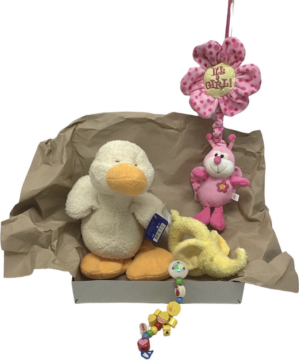 muziekdoos Its a Girl / rammelaar olifant Erin / speenketting Eend en Grote pluche Eend kraam cadeau kraampakket