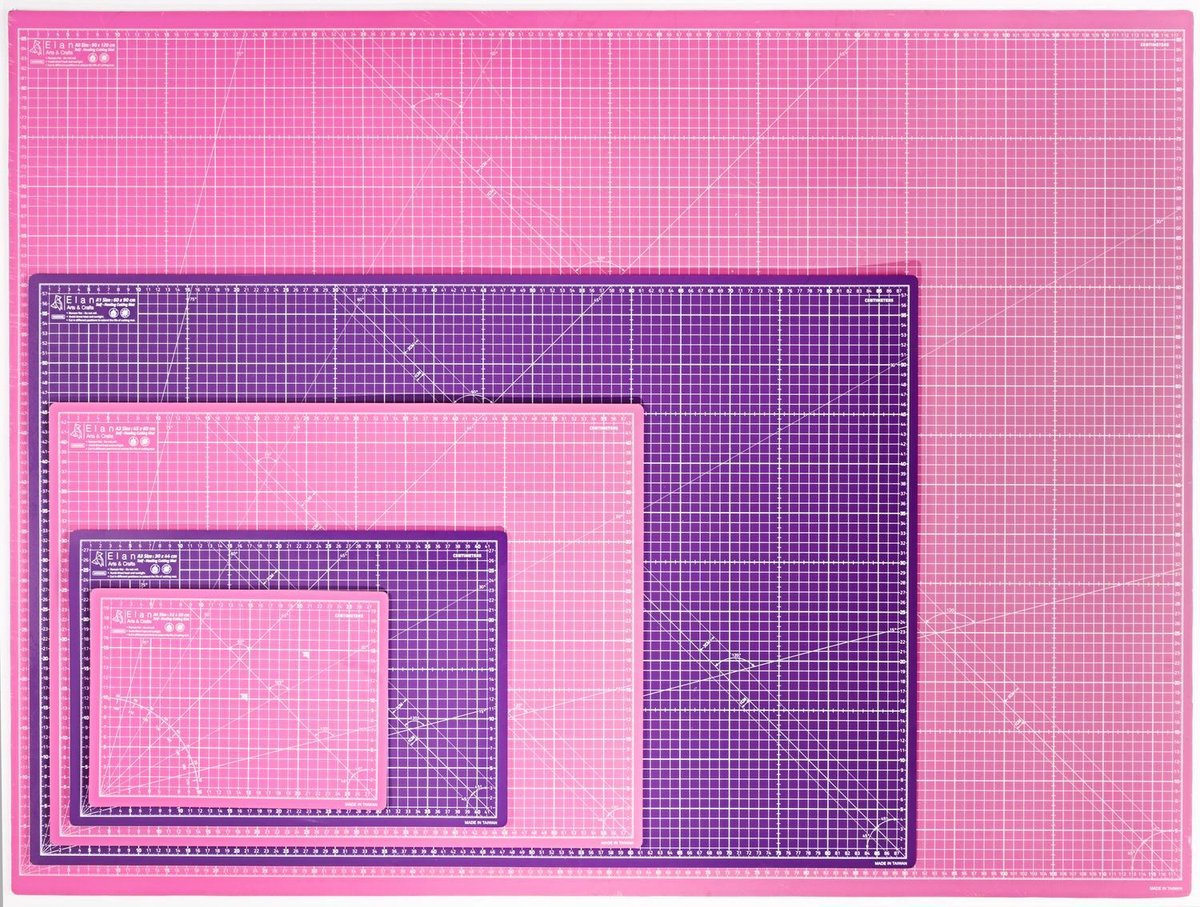 Elan 5-laagse Snijmat Roze en Lila A2, Zelfherstellende 3 mm Snijmat, Knutselmat met Dubbelzijdig Raster, Metrische Snijonderlegger voor Quilten, Naaien, Patchworken, Scrapbooken, enz. 60 x 45 cm…