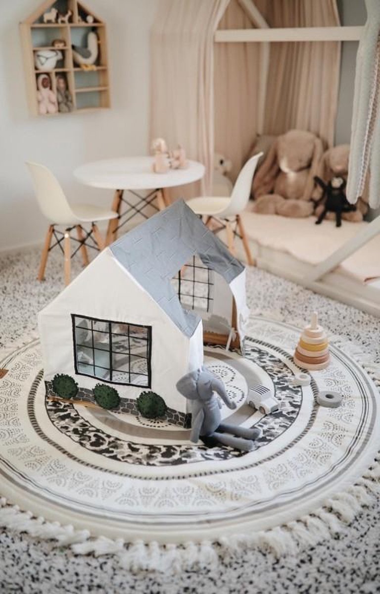 Elodie Details - House of Elodie Snuggle House