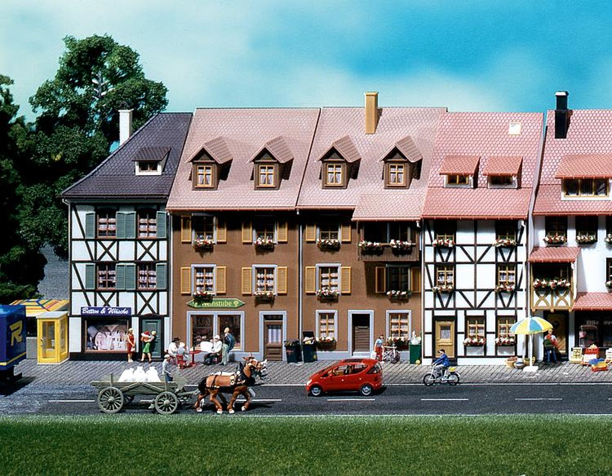   -2 Reliëfhuizen (130432)