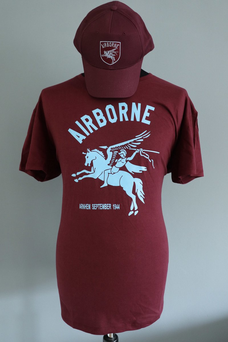 Airborne T-shirt maroon rood met blauwe tekst en logo
