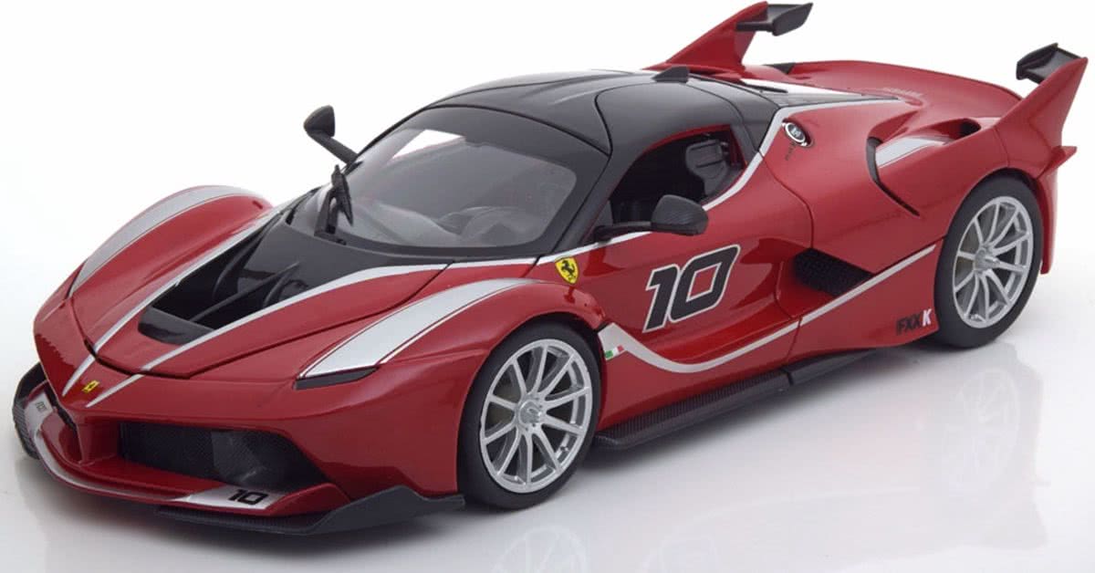 Ferrari FXX K No.10 Rood 1-18 Burago ( Metaal )