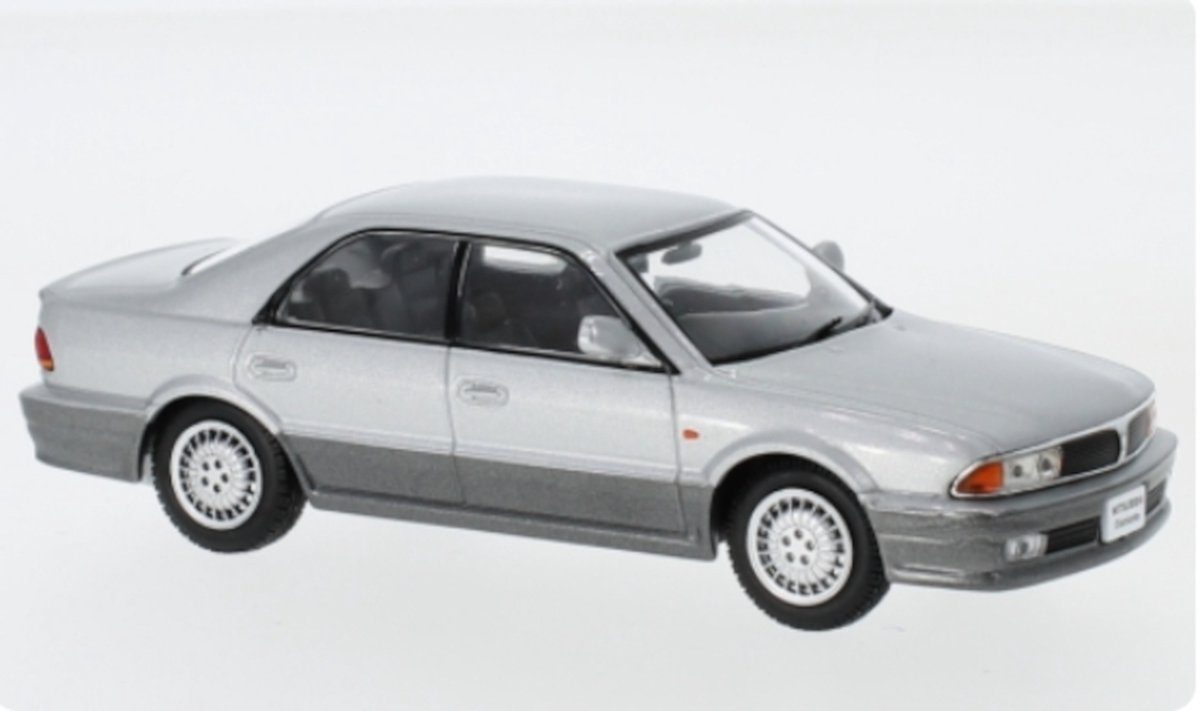 Mitsubishi Diamante 1990 Zilver - Model 1/43 - First:43