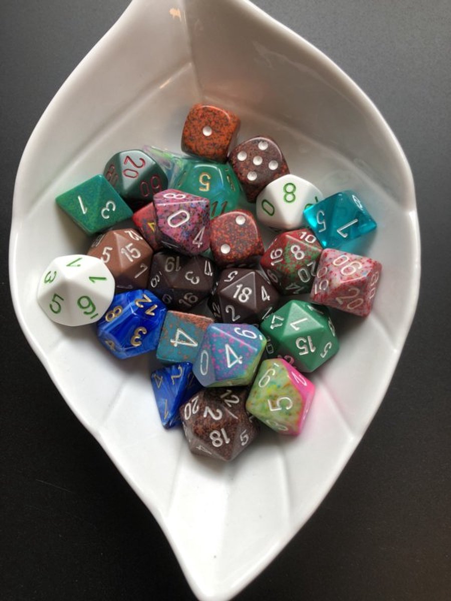 Dobbelstenen, gemengd (25 stuks)